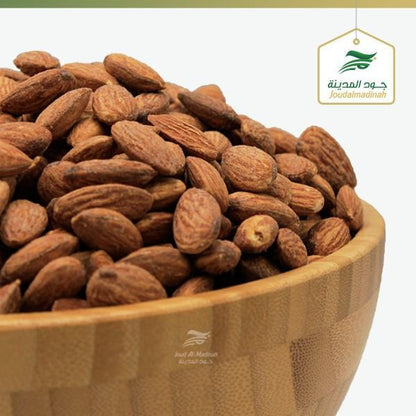Best Fresh Quality Nuts , Almonds Kacang From Jood Mart brazil  nut