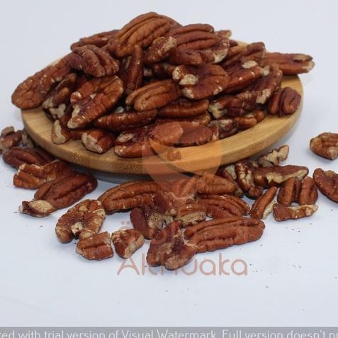 Pecan Nut Kacang Salty And Un Salty Fresh from  Jood Mart